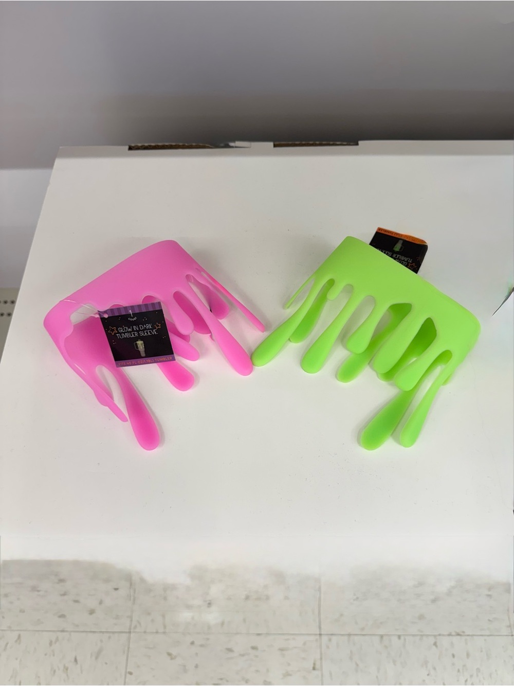 SET OF 2!!! Target Bullseye Green & Pink Glow in the Dark Slime Tumbler Sleeve